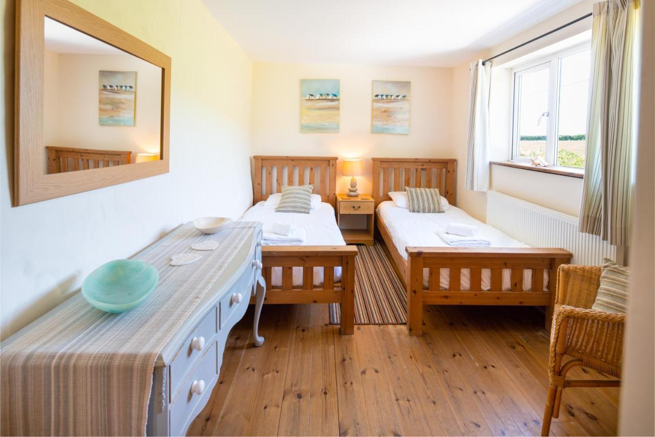 Wrth Y Nant Villa Saint Ishmaels  Eksteriør billede