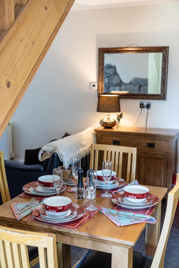 Wrth Y Nant Villa Saint Ishmaels  Eksteriør billede